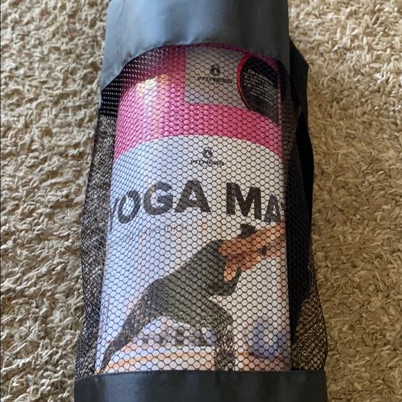 Fitness Guru yoga mat in pink & purple - Picture 5 of 7